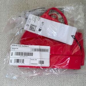 NWT Alo Yoga Splendor Bra Candy Red Size Small